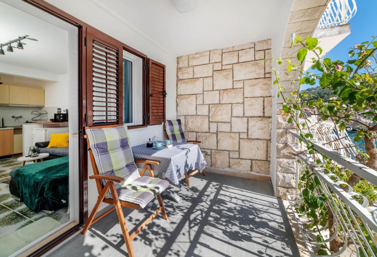 Amare Apartments Bobovisca Экстерьер фото