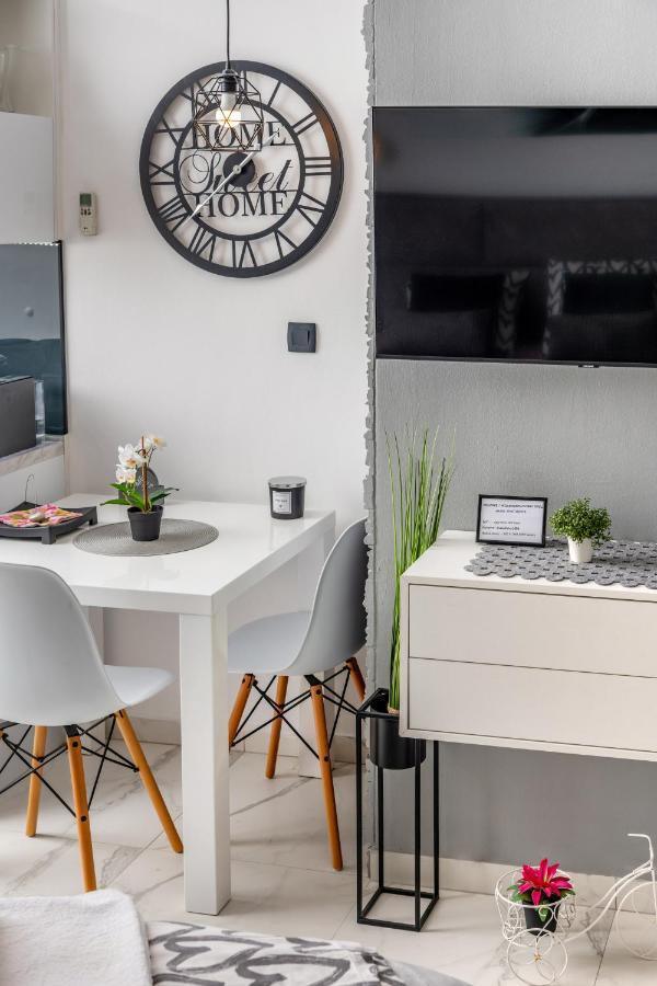 Amare Apartments Bobovisca Экстерьер фото